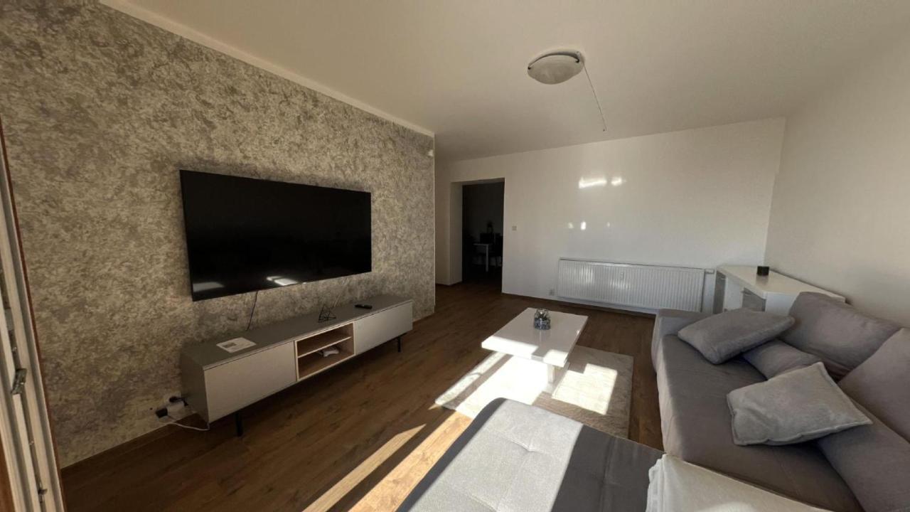 2 Room Apartment - V Blizkosti Nizkych Tatier 406, Apartmany Liptov Lipótszentmiklós Kültér fotó