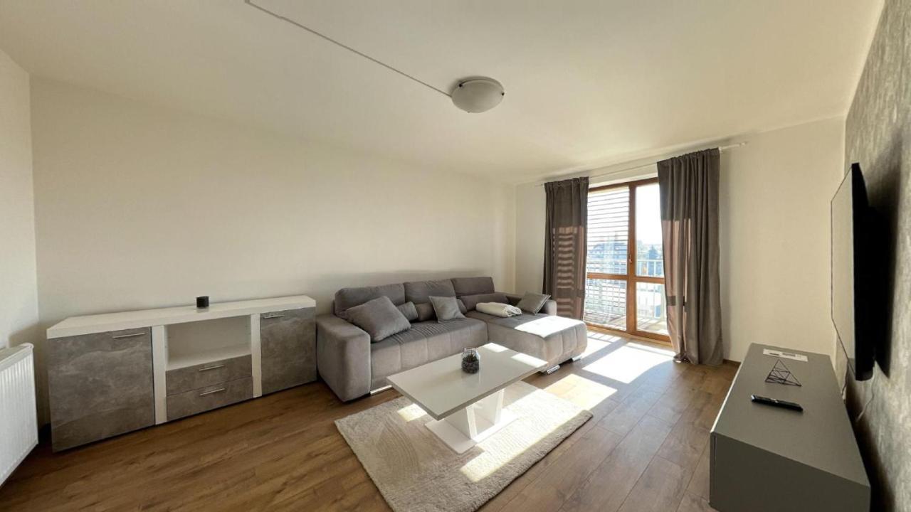 2 Room Apartment - V Blizkosti Nizkych Tatier 406, Apartmany Liptov Lipótszentmiklós Kültér fotó