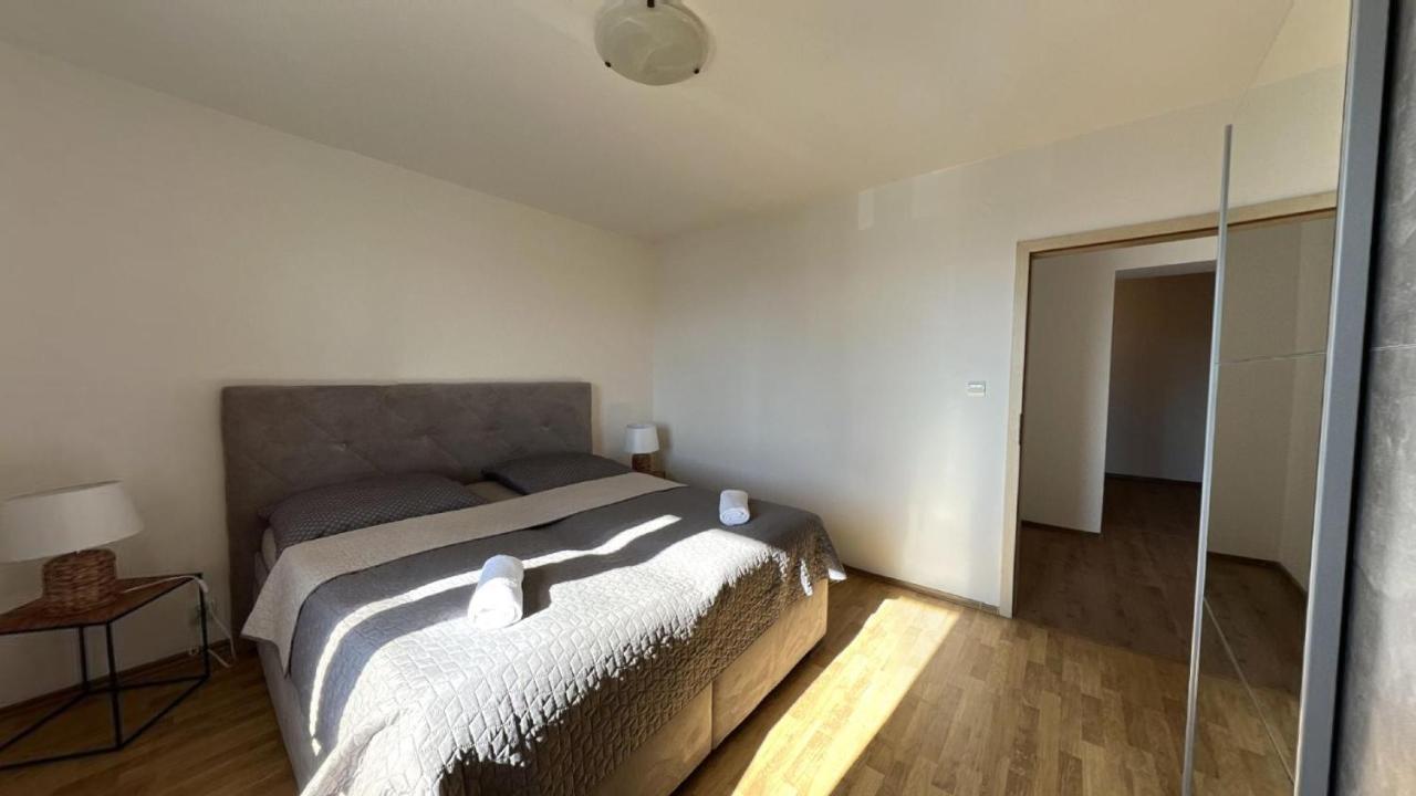 2 Room Apartment - V Blizkosti Nizkych Tatier 406, Apartmany Liptov Lipótszentmiklós Kültér fotó